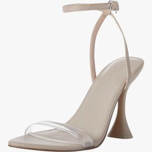 The Drop Women's Lina Trend Heel Sandal  3.7 heel New Not Used.